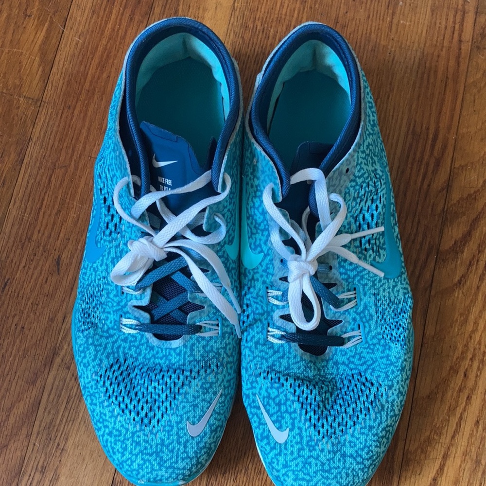 Nike Trainers - Picture 2 of 4